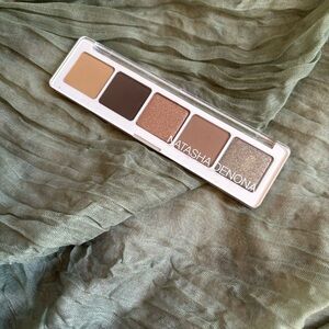 Natasha Denona Eyeshadow Palette